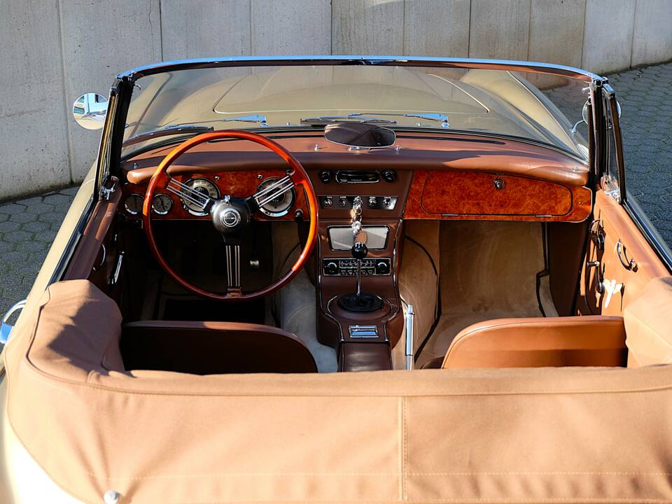 Image 27/68 of Austin-Healey 3000 Mk III (BJ8) (1965)