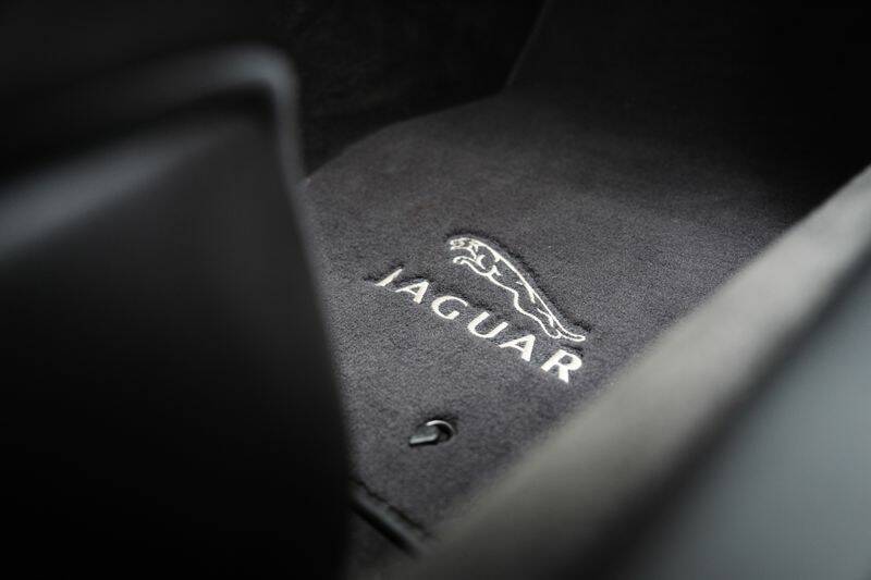 Imagen 30/37 de Jaguar XKR (2008)