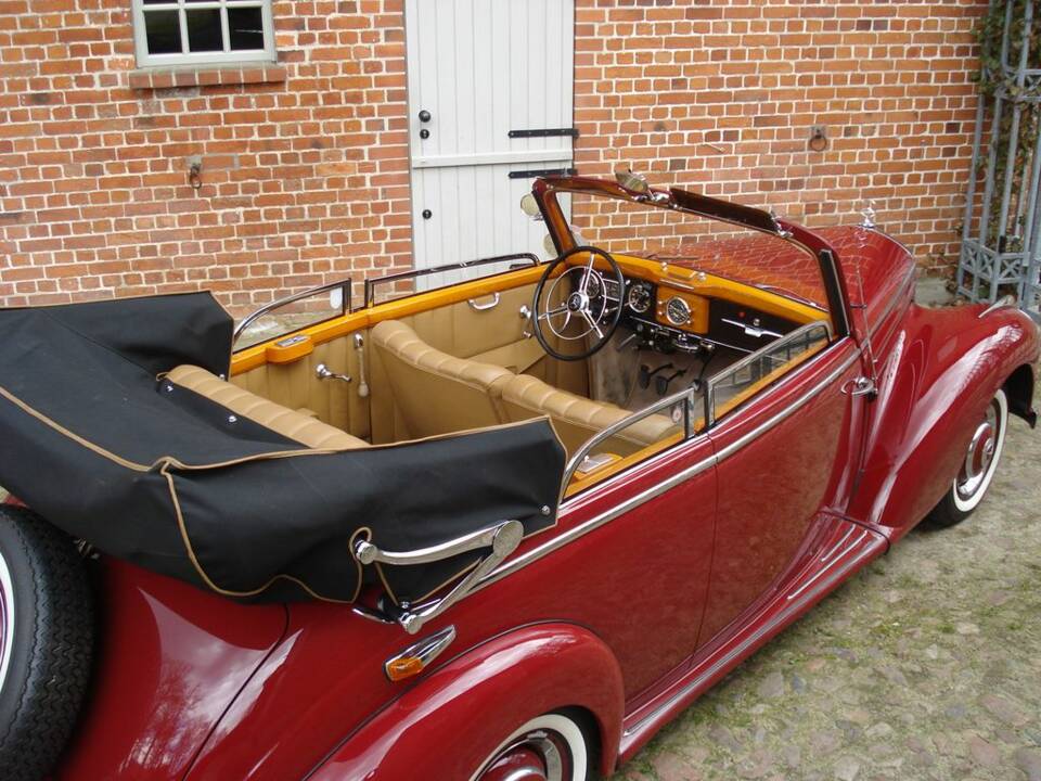 Mercedes-Benz 220 Cabriolet B (W 187) 1951