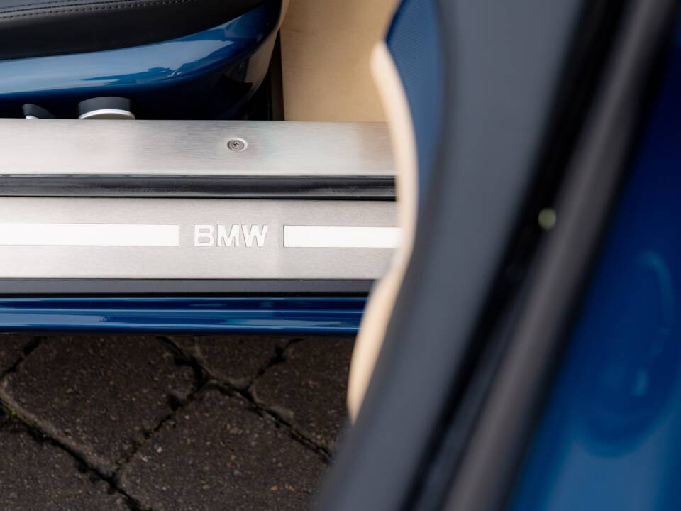 Afbeelding 54/77 van BMW Z8 (2001)