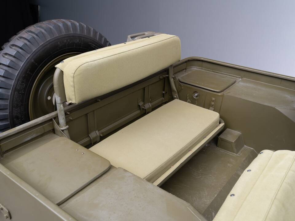 Image 31/35 of Jeep Willys-Overland CJ-3A (1944)