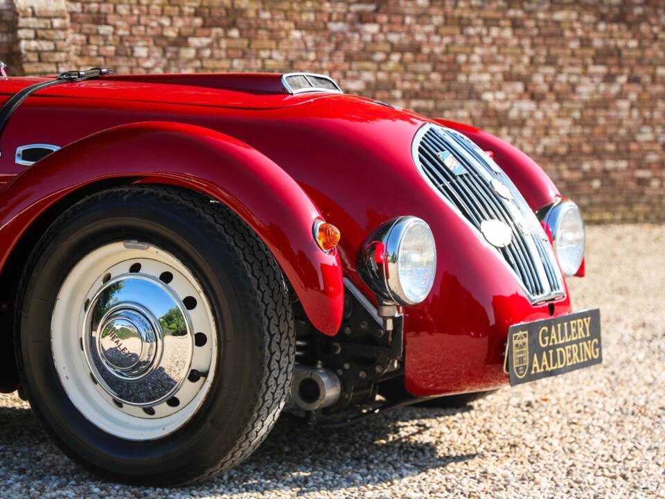 Image 28/50 of Healey Silverstone (1950)