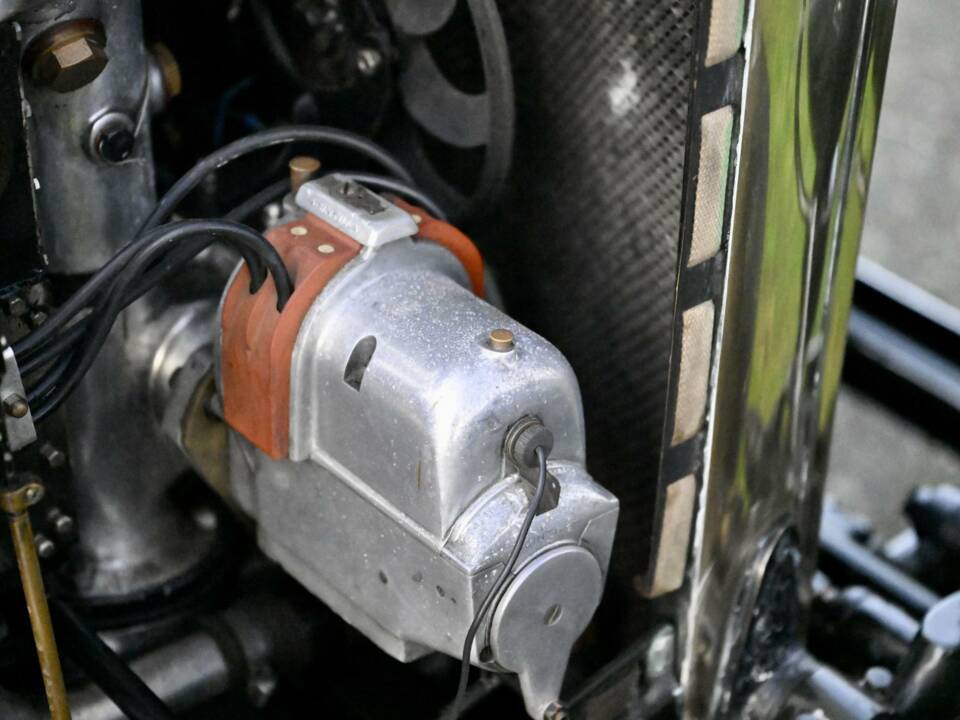 Image 37/50 de Bentley 4 1/2 Litre (1928)