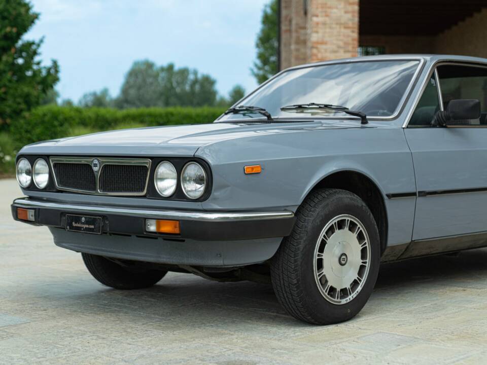 Obraz 15/48 pojazdu Lancia Beta Coupe 1600 (1978)