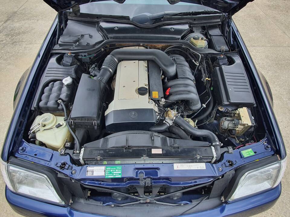 Image 43/43 of Mercedes-Benz SL 320 (1994)