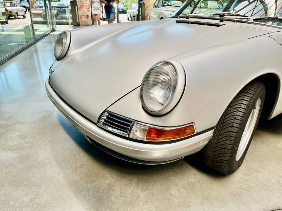 Bild 75/99 von Porsche 911 Carrera 3.2 (1983)