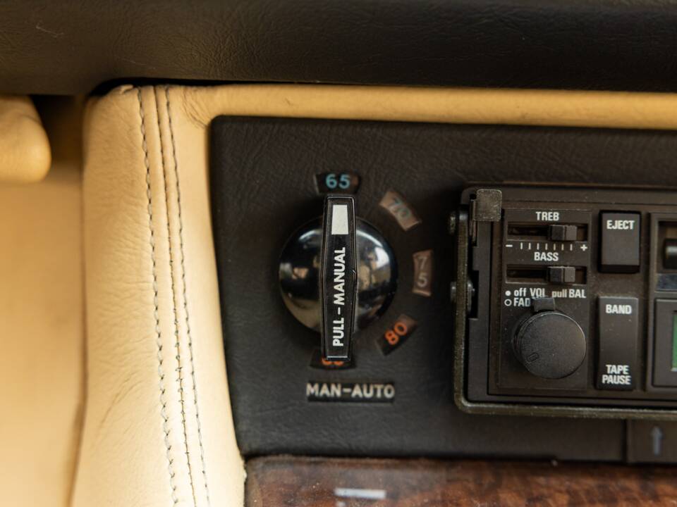 Bild 43/50 von Jaguar XJS 5.3 V12 (1990)