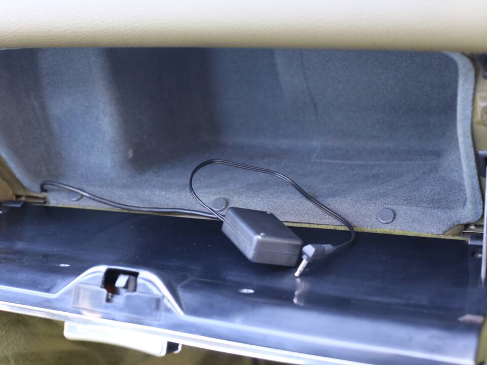 Bild 56/76 von Mercedes-Benz 280 SE (1977)