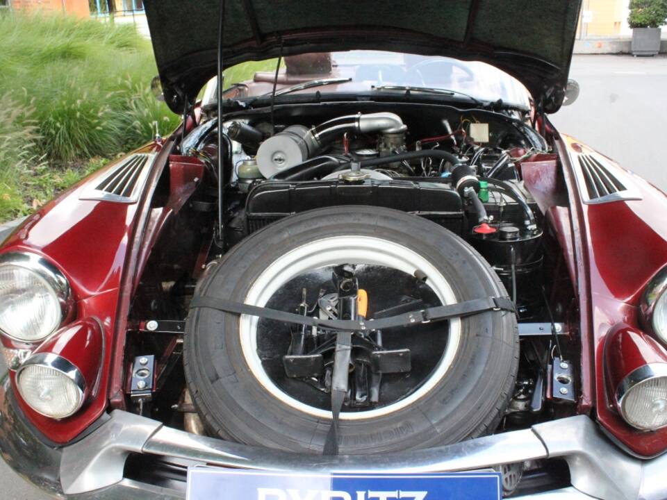 Image 5/21 de Citroën DS 19 Chapron (1961)