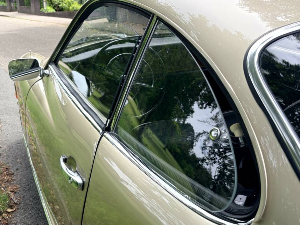 Bild 18/30 von Volkswagen Karmann Ghia 1600 (1971)