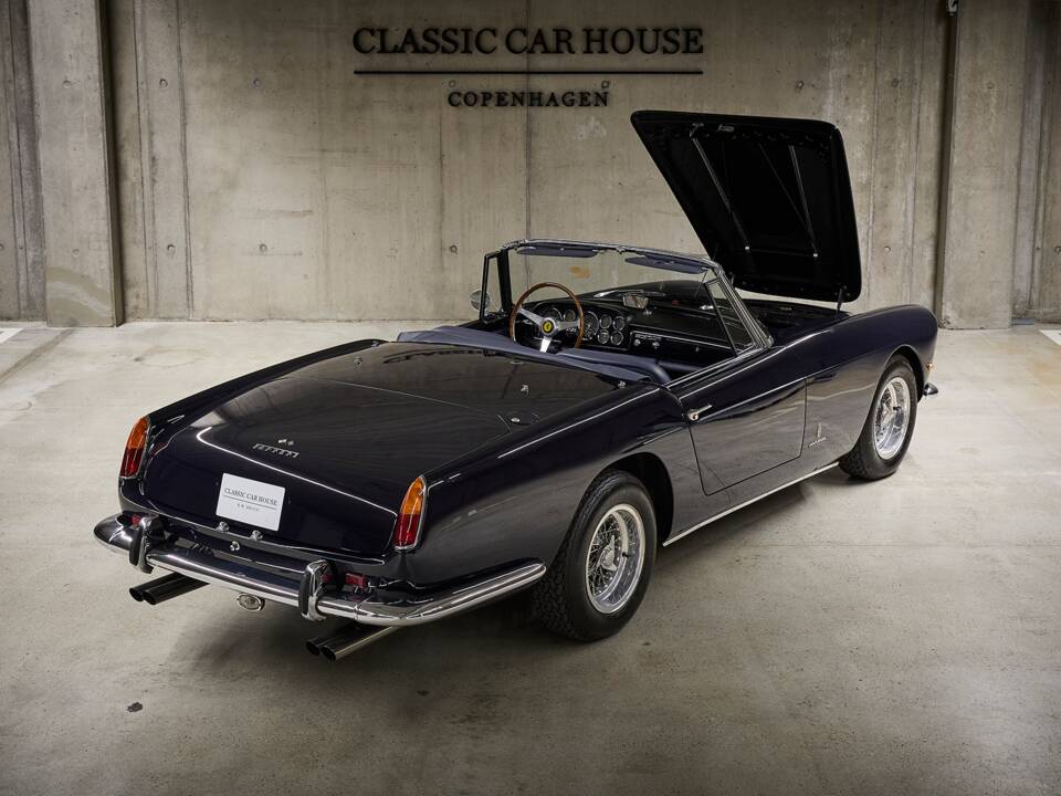 Image 13/100 of Ferrari 250 GT (1962)