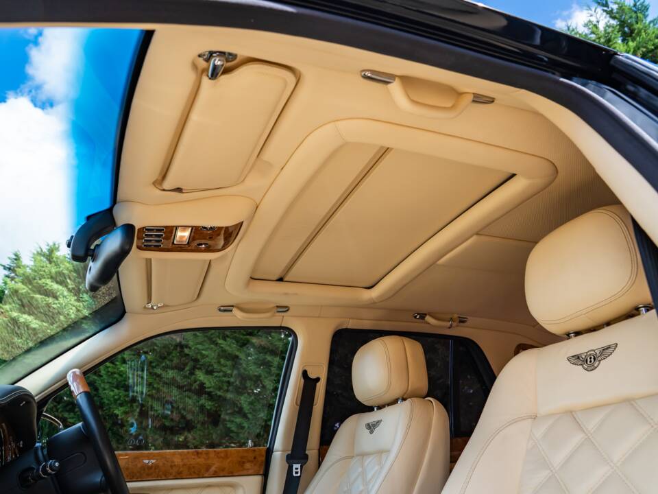 Imagen 35/41 de Bentley Arnage T (2005)