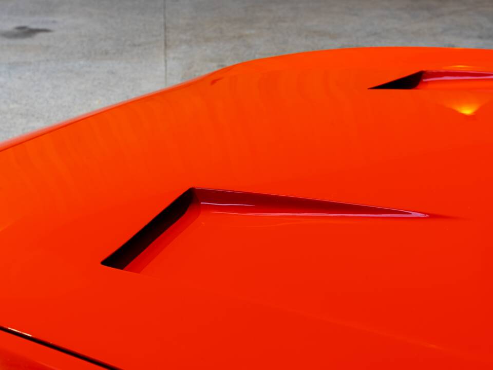 Image 34/74 of Ferrari 365 GTB/4 Daytona (1971)