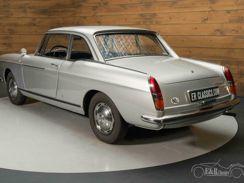 Bild 7/19 von Peugeot 404 Coupe (1967)