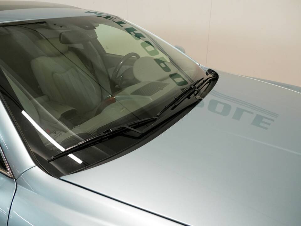 Bild 21/38 von Maserati Quattroporte 4.2 (2005)