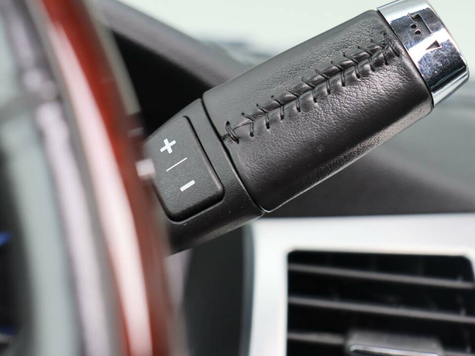 Bild 27/50 von Cadillac Escalade (2009)