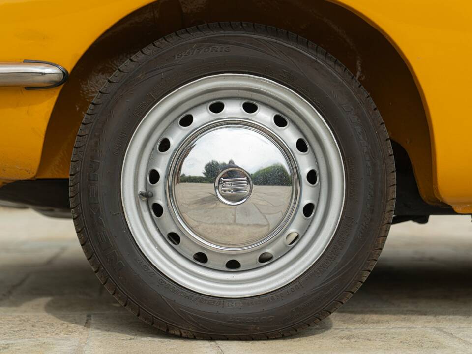 Image 16/50 of FIAT 850 Sport Spider (1969)