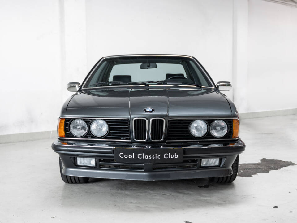 Immagine 2/32 di BMW 635 CSi (1985)