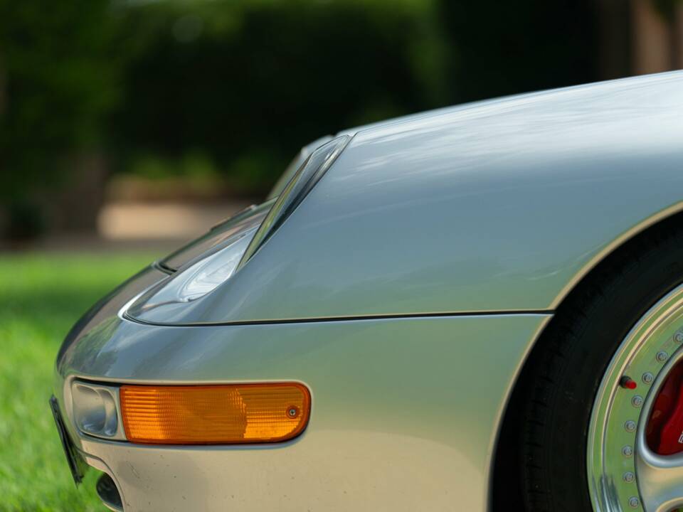 Immagine 18/50 di Porsche 911 Carrera RS (1995)