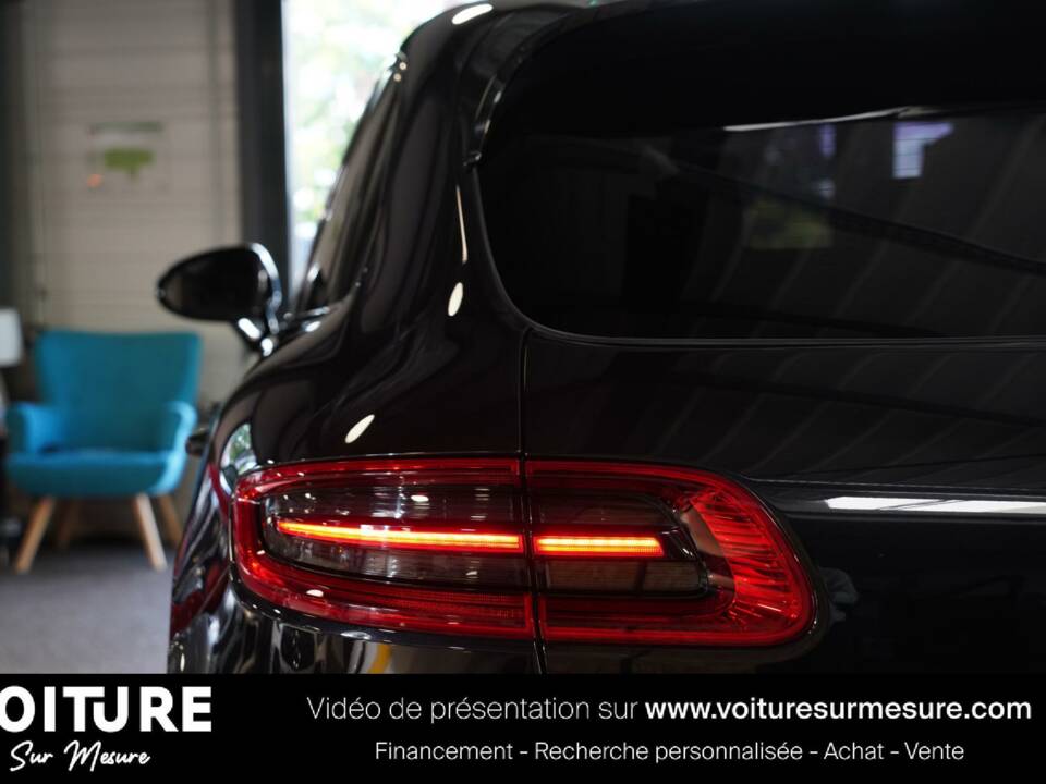 Image 21/29 de Porsche Macan Turbo (2017)