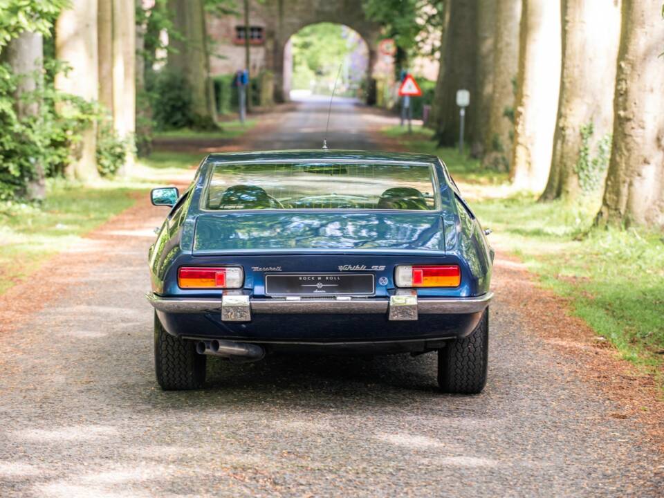 Afbeelding 6/38 van Maserati Ghibli SS (1970)