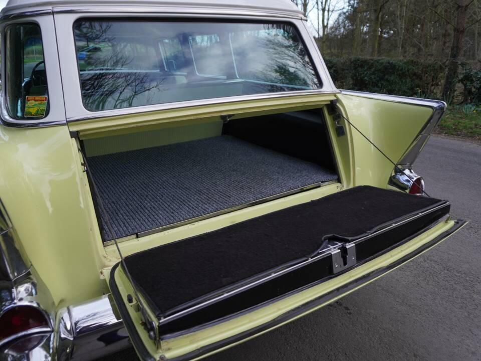 Immagine 16/23 di Chevrolet Bel Air Station Wagon (1957)