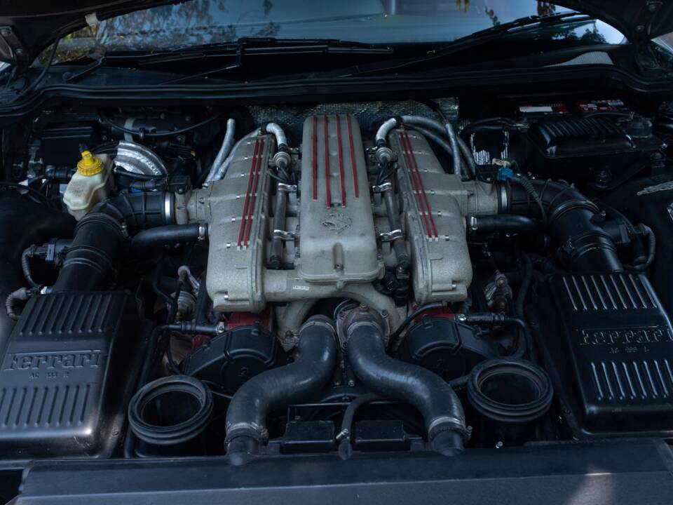 Image 6/37 of Ferrari 550 Maranello (2000)