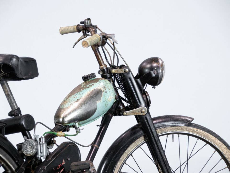 Image 27/50 of Bianchi Aquilotto (1957)
