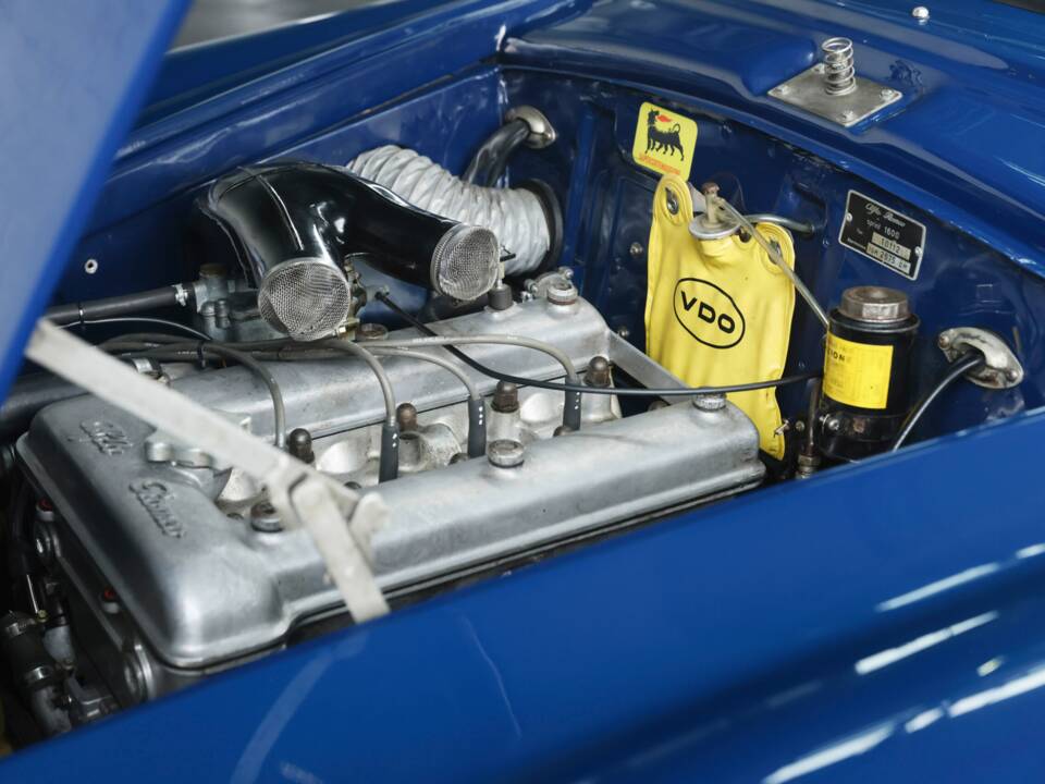 Image 33/50 de Alfa Romeo Giulia 1600 Sprint (1962)
