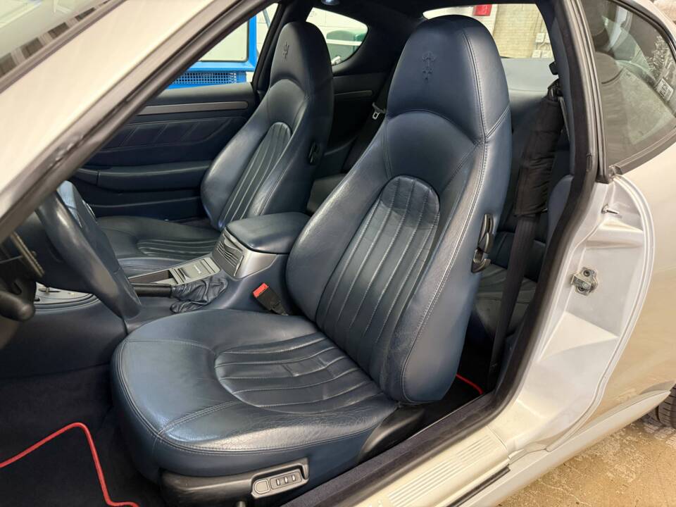 Image 7/17 of Maserati 4200 (2006)