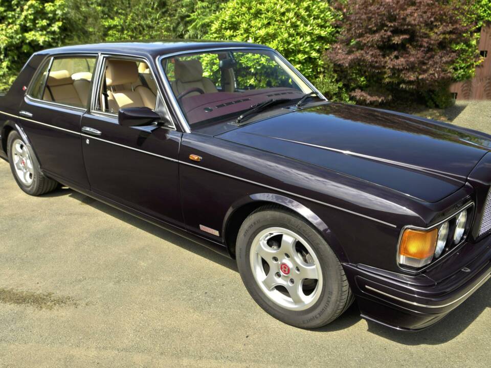 Image 4/50 of Bentley Turbo RT (1997)