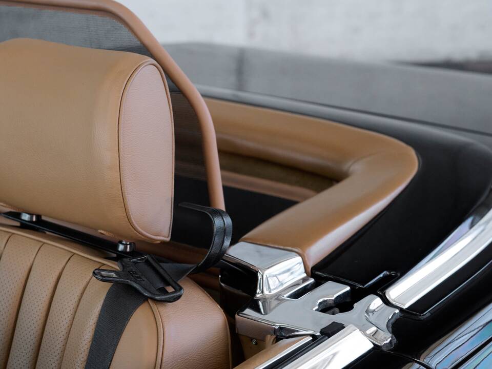 Image 6/50 de Mercedes-Benz 560 SL (1989)