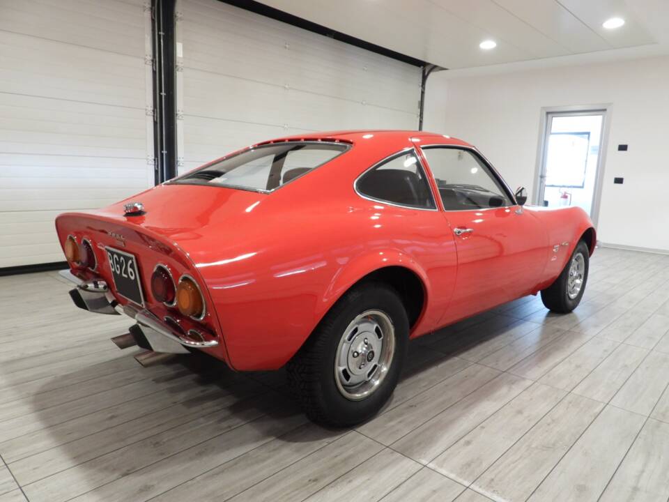 Immagine 4/15 di Opel GT 1900 (1970)