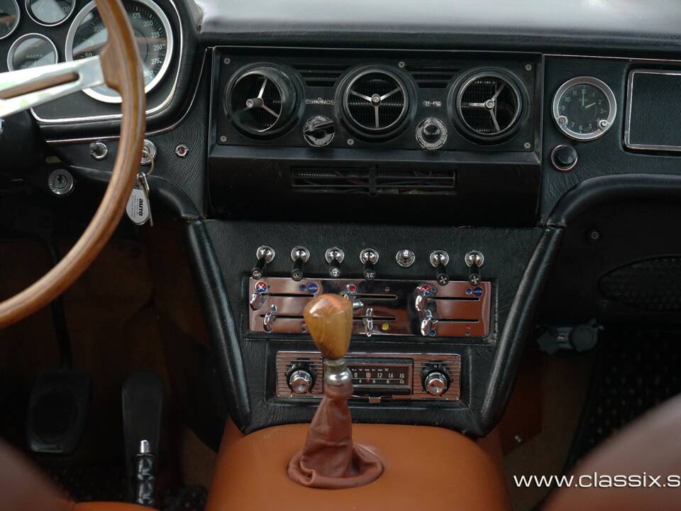 Image 2/21 of Maserati Quattroporte 4200 (1965)