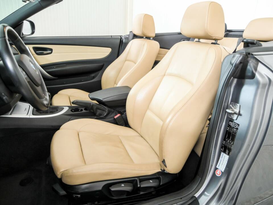 Immagine 15/50 di BMW 120i (2012)