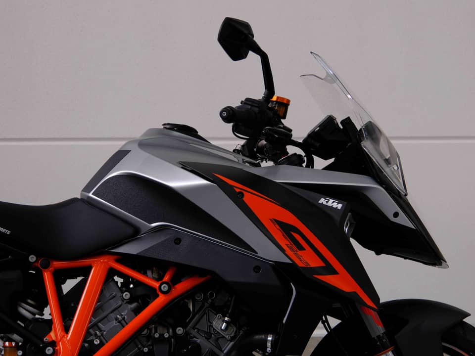 Image 11/99 de KTM 1290 Super Duke R (2018)
