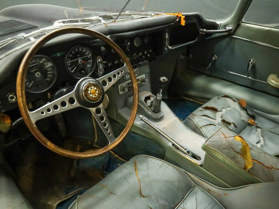 Imagen 3/50 de Jaguar E-Type 3.8 (1963)