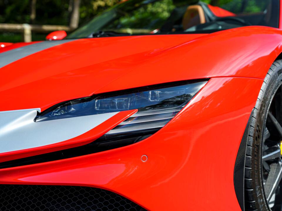 Image 9/37 of Ferrari SF90 Spider (2023)