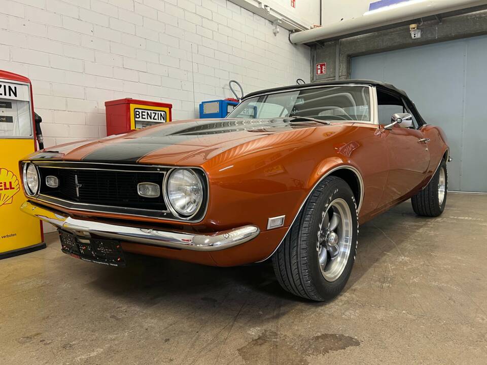 Image 2/19 of Chevrolet Camaro (1968)