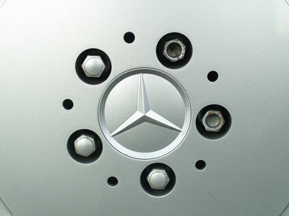 Image 24/50 de Mercedes-Benz 300 SL (1986)