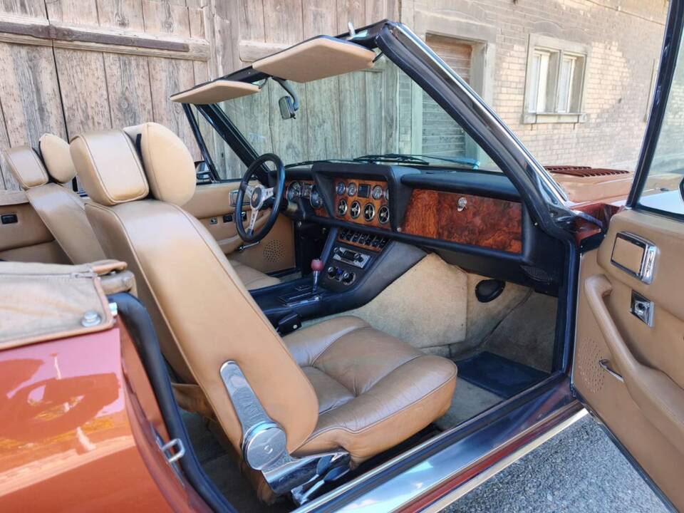 Bild 9/28 von Jensen Interceptor  MK III (1975)