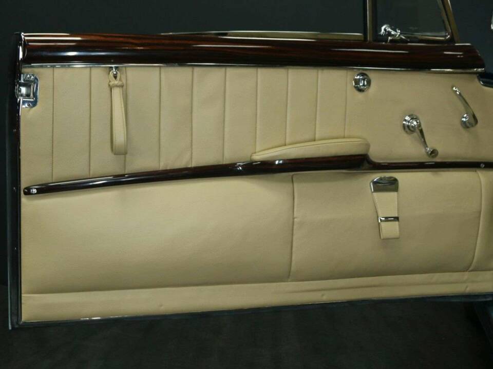 Afbeelding 10/50 van Mercedes-Benz 220 S Cabriolet (1957)