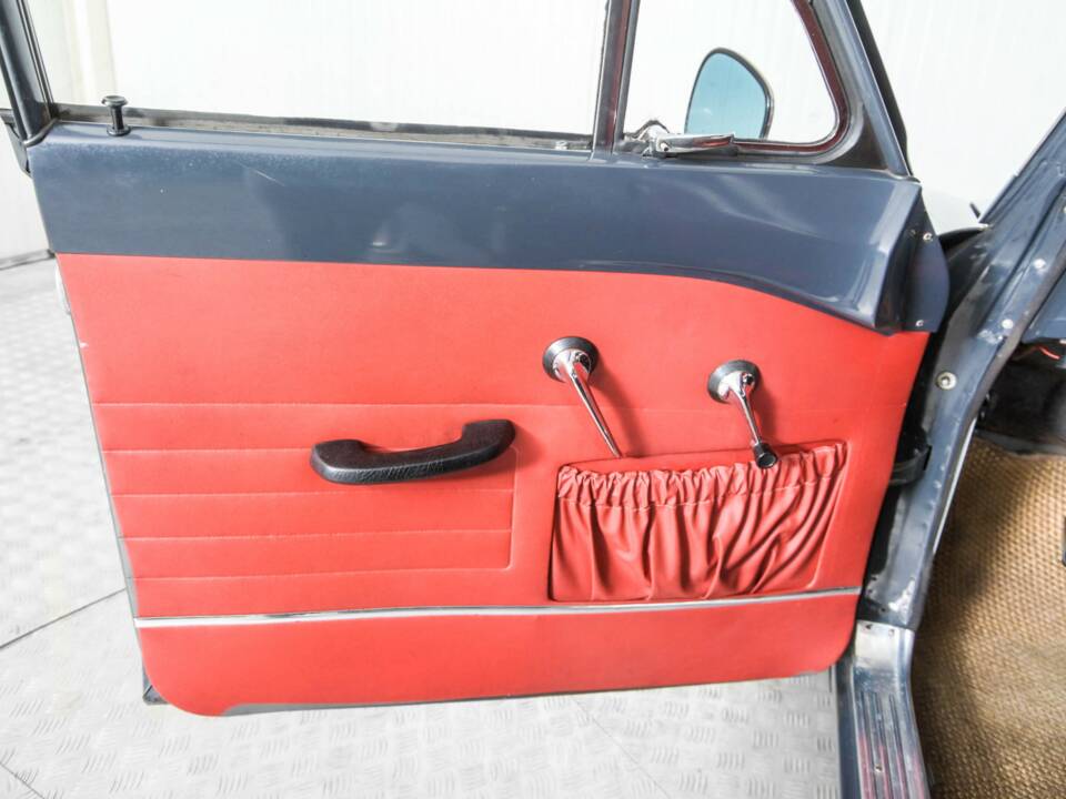 Bild 28/50 von Volvo P 121 (1964)