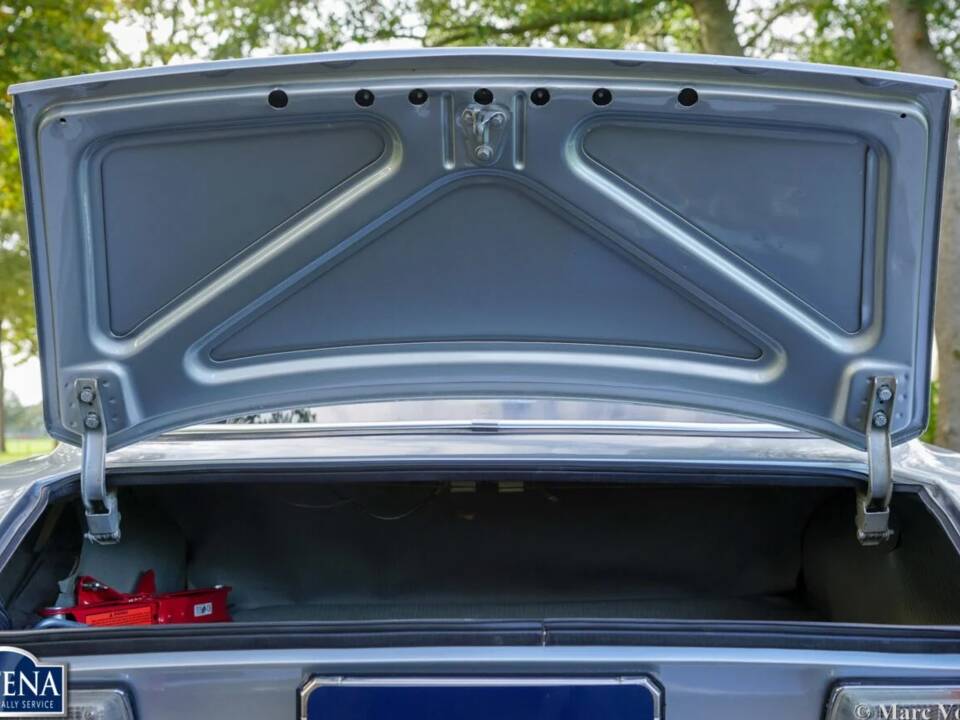 Bild 60/62 von Alfa Romeo 2000 GT Veloce (1974)