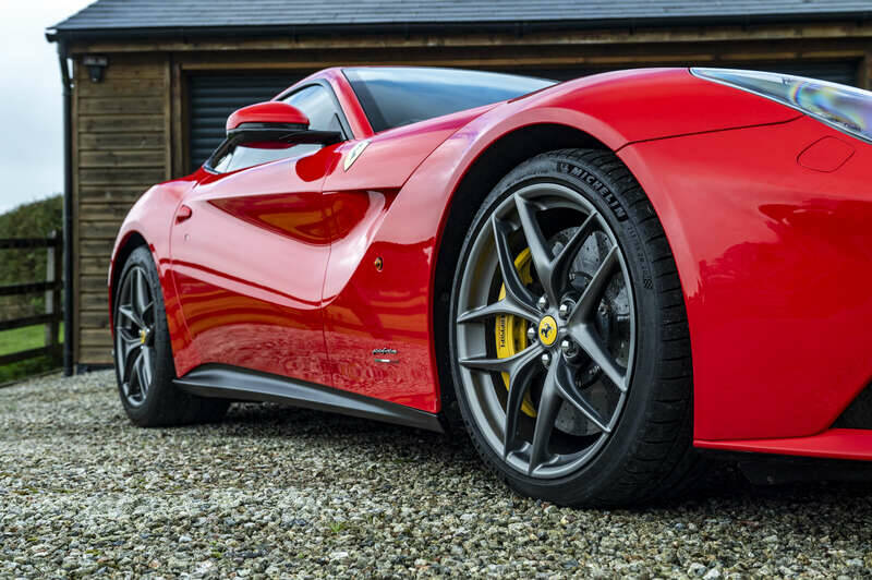 Bild 16/50 von Ferrari F12berlinetta (2013)