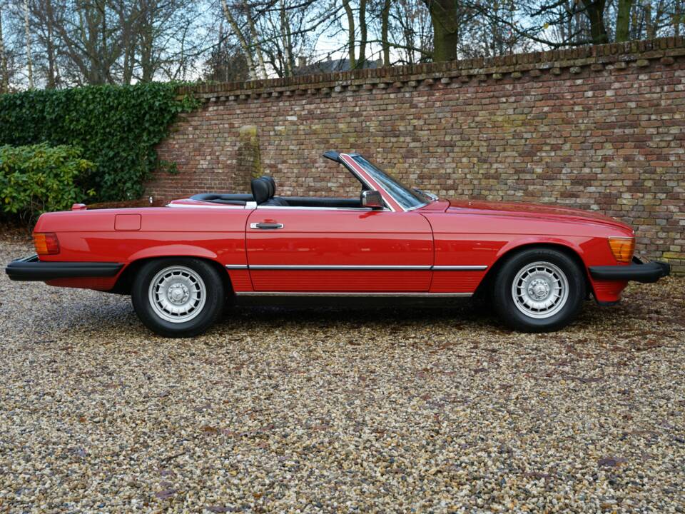 Bild 44/50 von Mercedes-Benz 500 SL (1983)