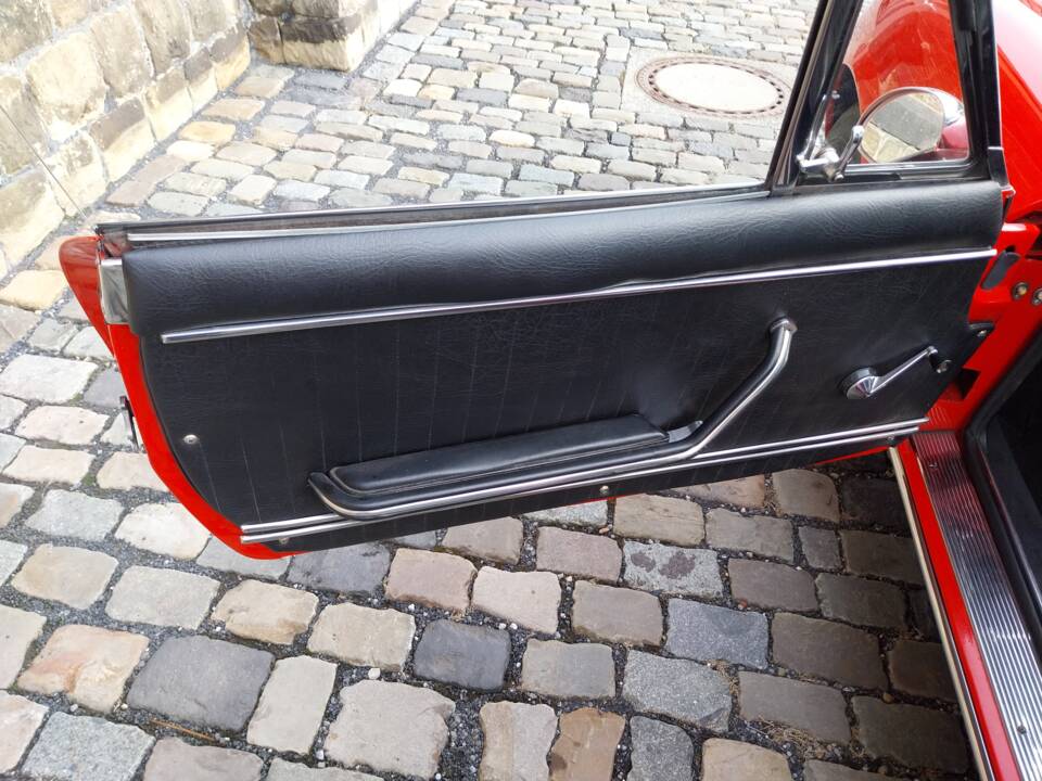 Bild 28/47 von FIAT Dino Spider (1968)