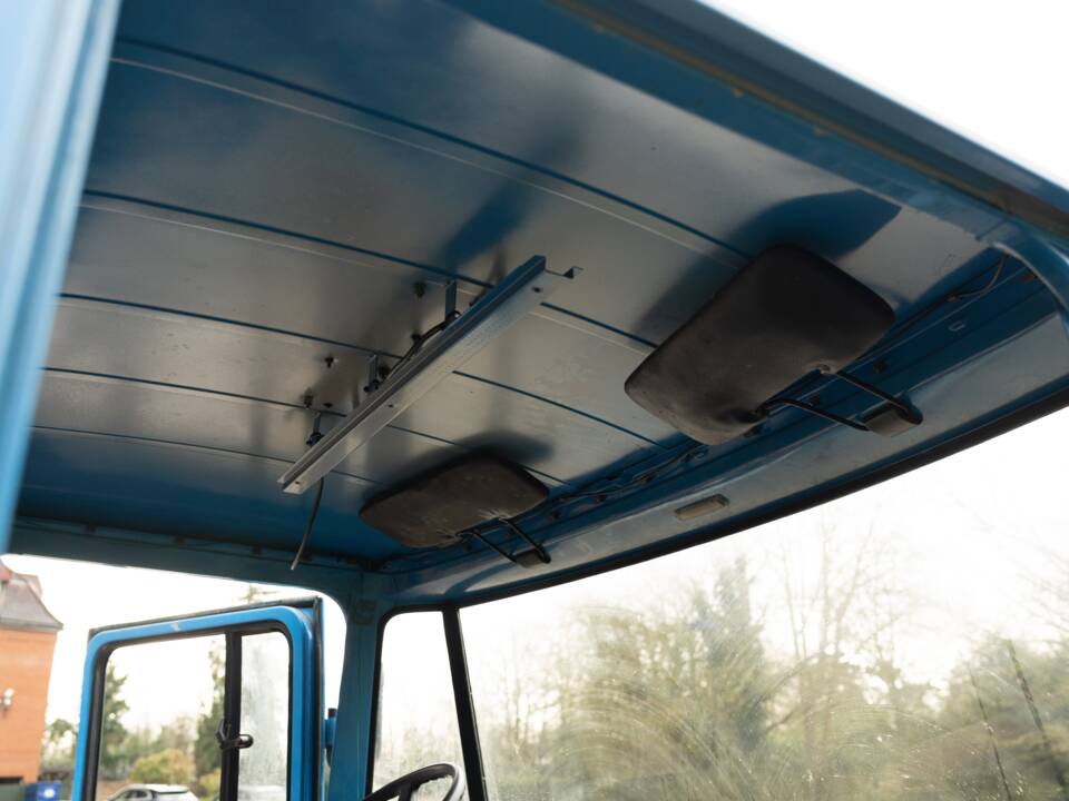 Bild 32/42 von Mercedes-Benz T2 608D (1982)