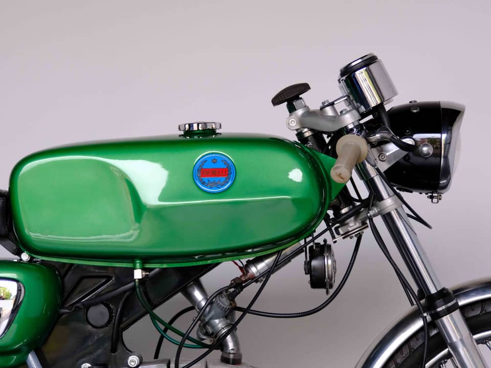 Image 4/57 of Benelli 125 Sport Special (1971)