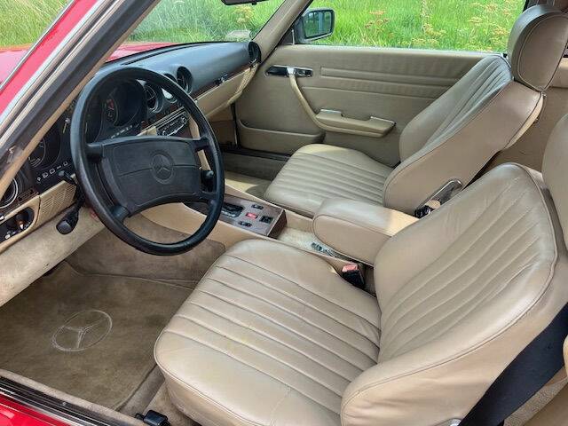 Image 2/8 of Mercedes-Benz 560 SL (1986)